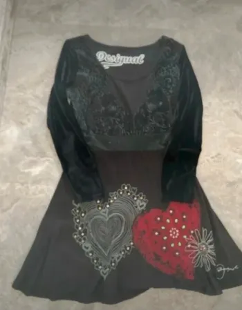 Robe desigual taille Xl en très bon état