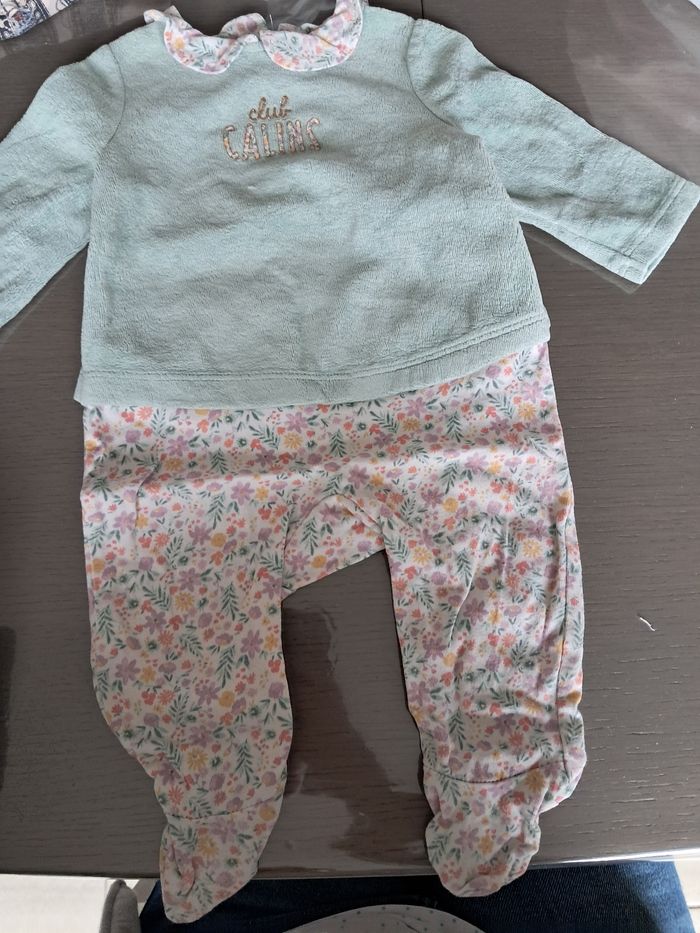 Grenouillère 3 mois mi saison - photo numéro 2