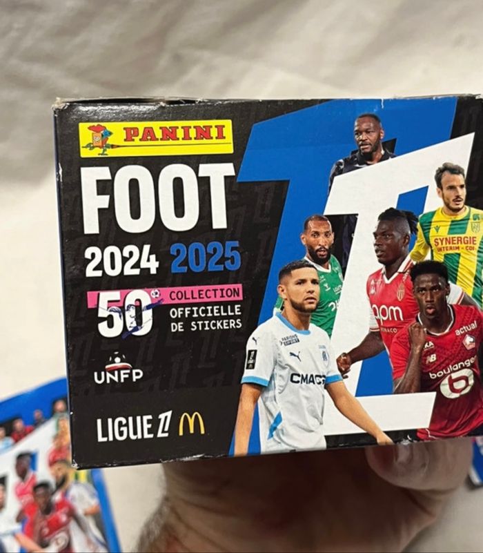 Ensemble Box + 3 sachets Panini stickers Foot 50 collection 2024/2025 - photo numéro 6