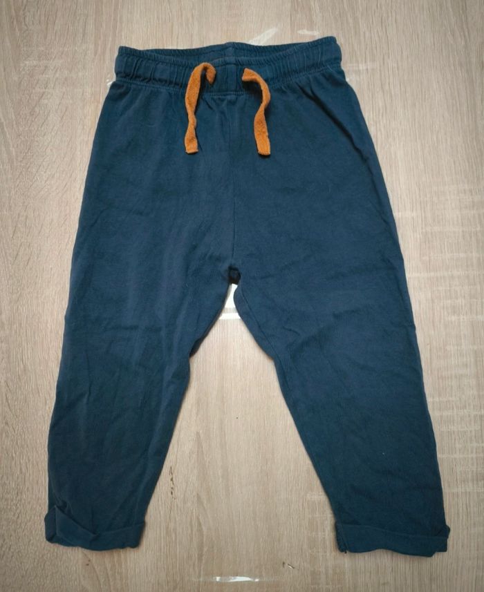 Bas jogging bleu marine 12 mois