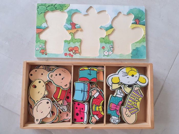 Coffret bois personnages à habiller