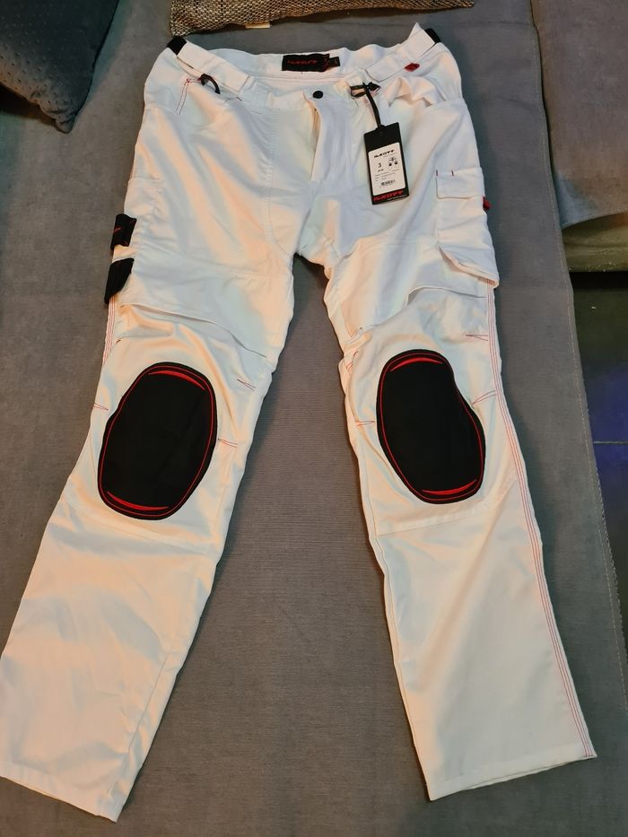 Pantalon ilkott