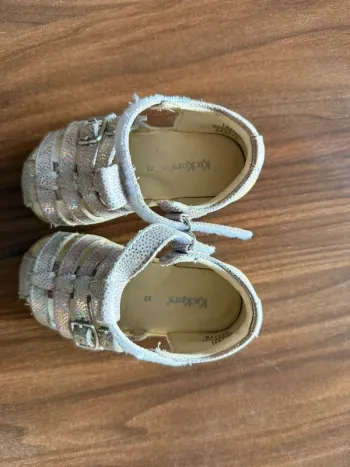 Sandale kickers