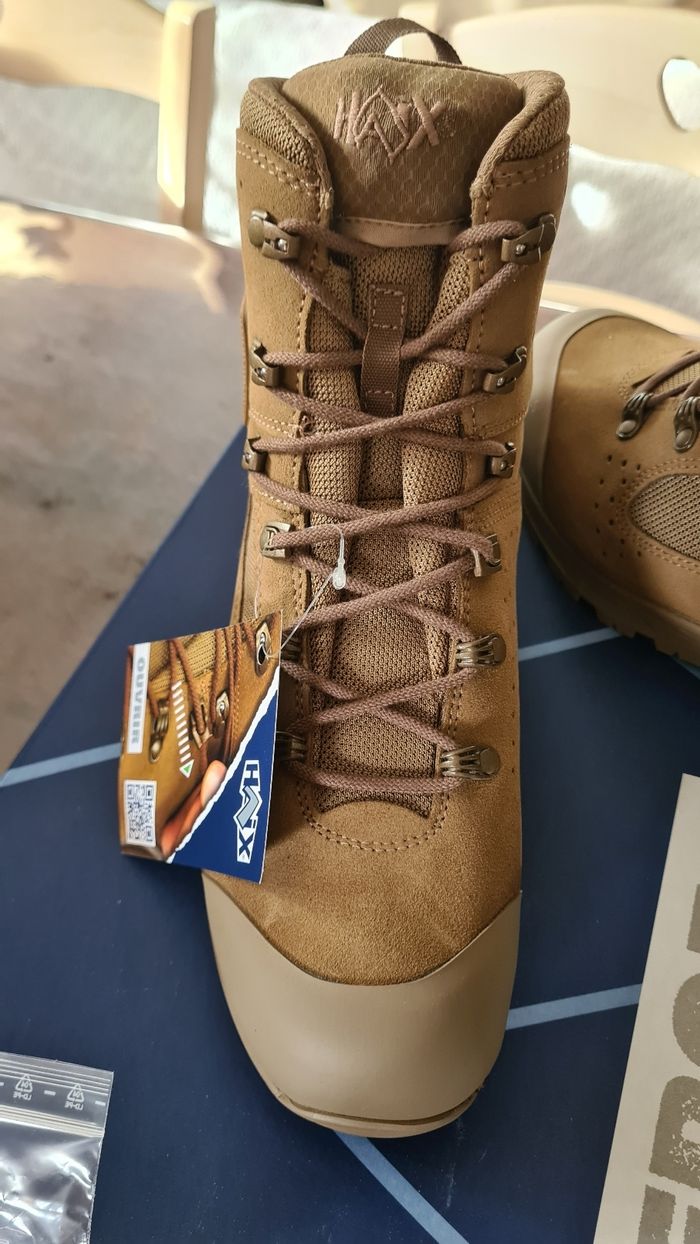 Chaussures de randonnee - photo numéro 3