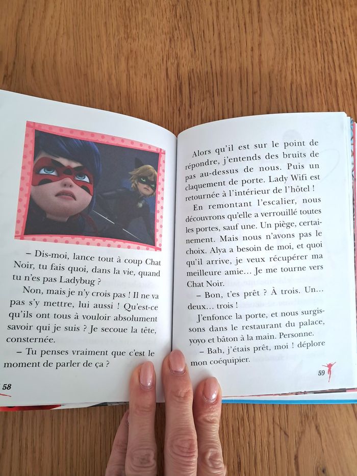 Livre rose  Miraculous n°6  8-10 ans - photo numéro 5