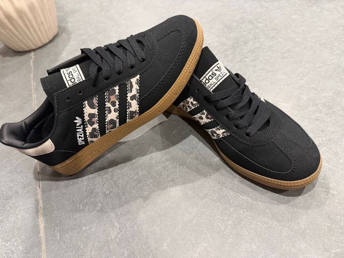 Spezial pointure 39 1/3