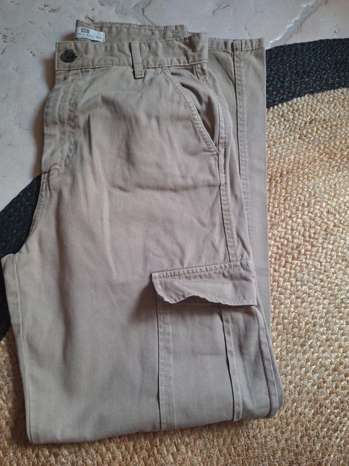 Pantalon beige cargo stradivarius - photo numéro 5