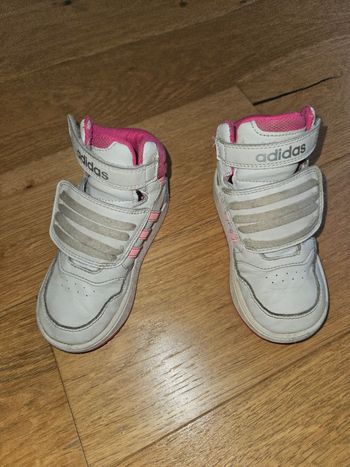 Baskets adidas Hoops fille 27