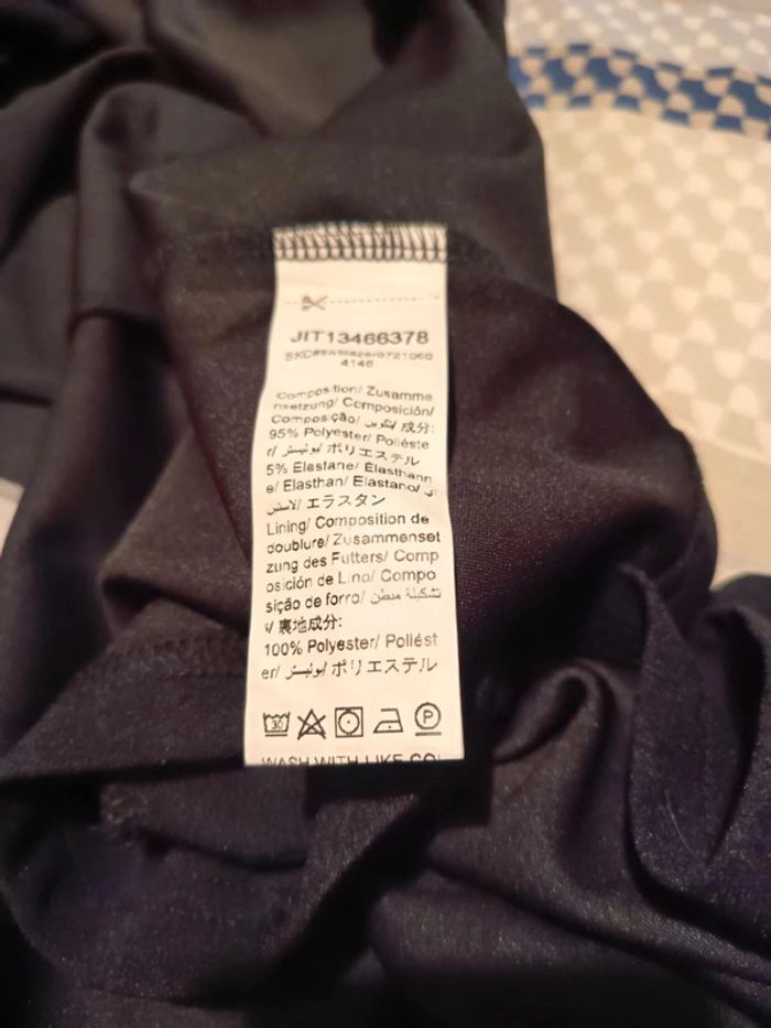 Veste  été, léger.manches longues . Devant avec  Marque shein. Taille 44 . - photo numéro 3