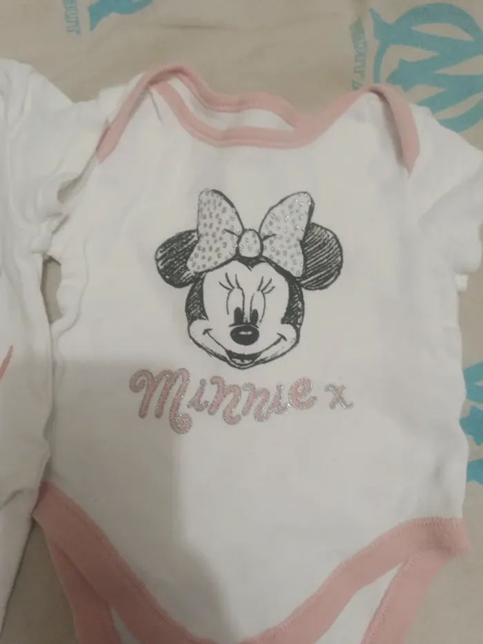 Lot de 2 body minnie dont 1 brillant - photo numéro 4