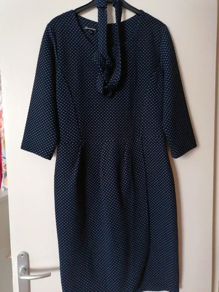 Robe en laine à poids lavande T. 3