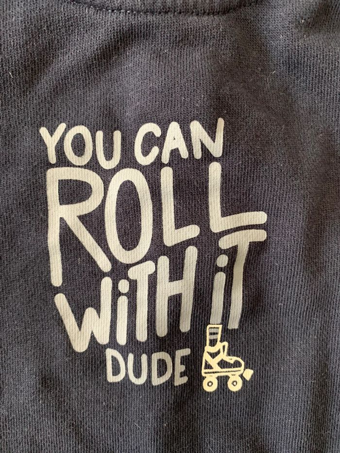 Sweat - pull 3 mois - photo numéro 3