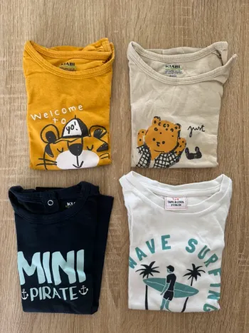 Lot de 4 tee-shirts - Taille 24 mois