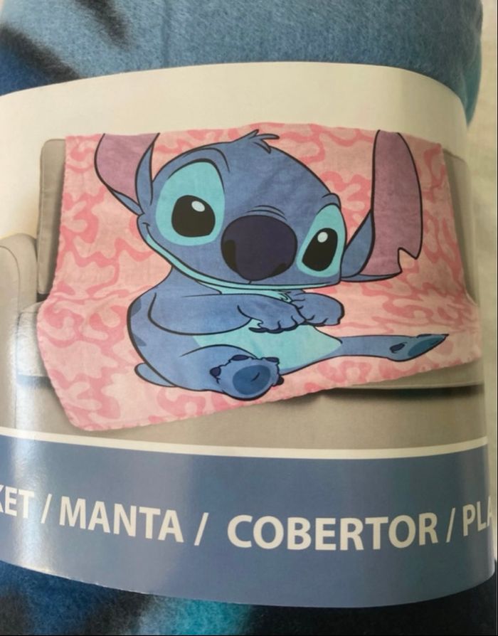 Plaid polaire Stitch neuf - photo numéro 6