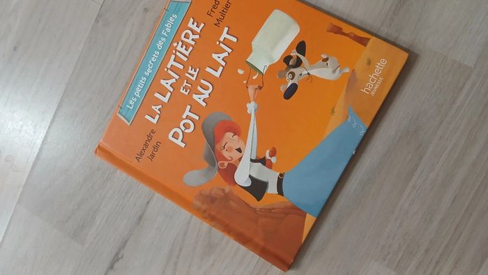 Livre Hachette - photo numéro 4