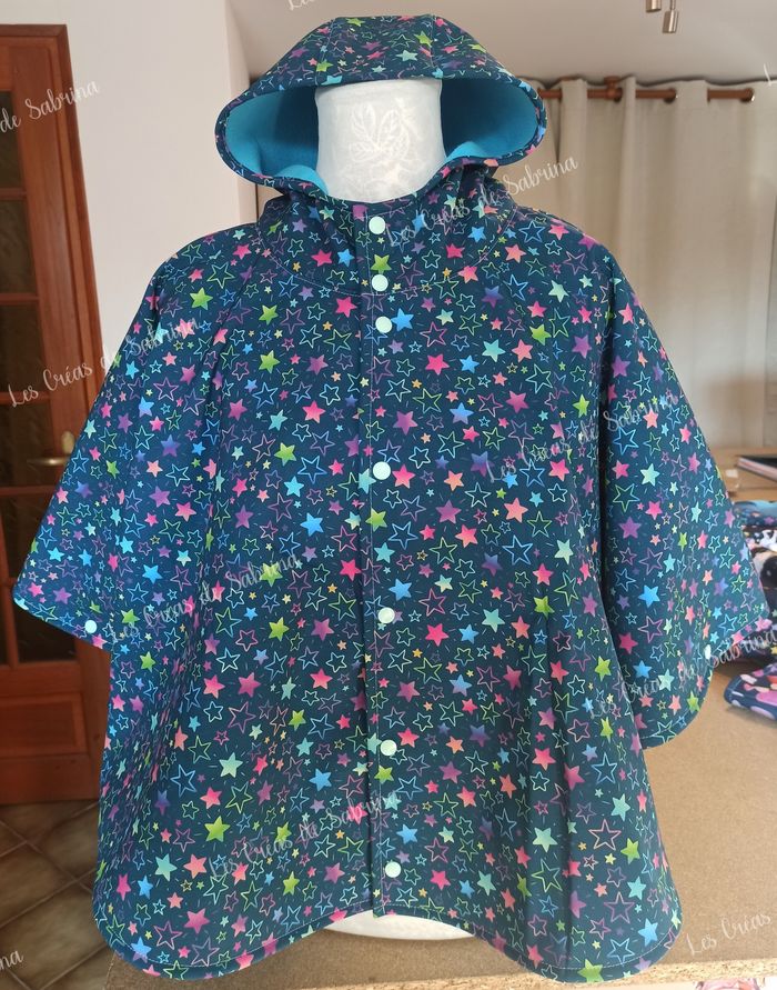 Poncho 4-8 ans étoiles
