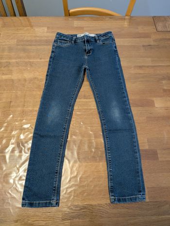 Jean fille 8 -9 ans 134 cm Primark