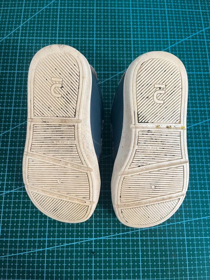 Lot baskets taille 24 - photo numéro 7