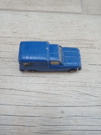 Voiture miniature Jet-car de Norev - Renault R4 Fourgonette