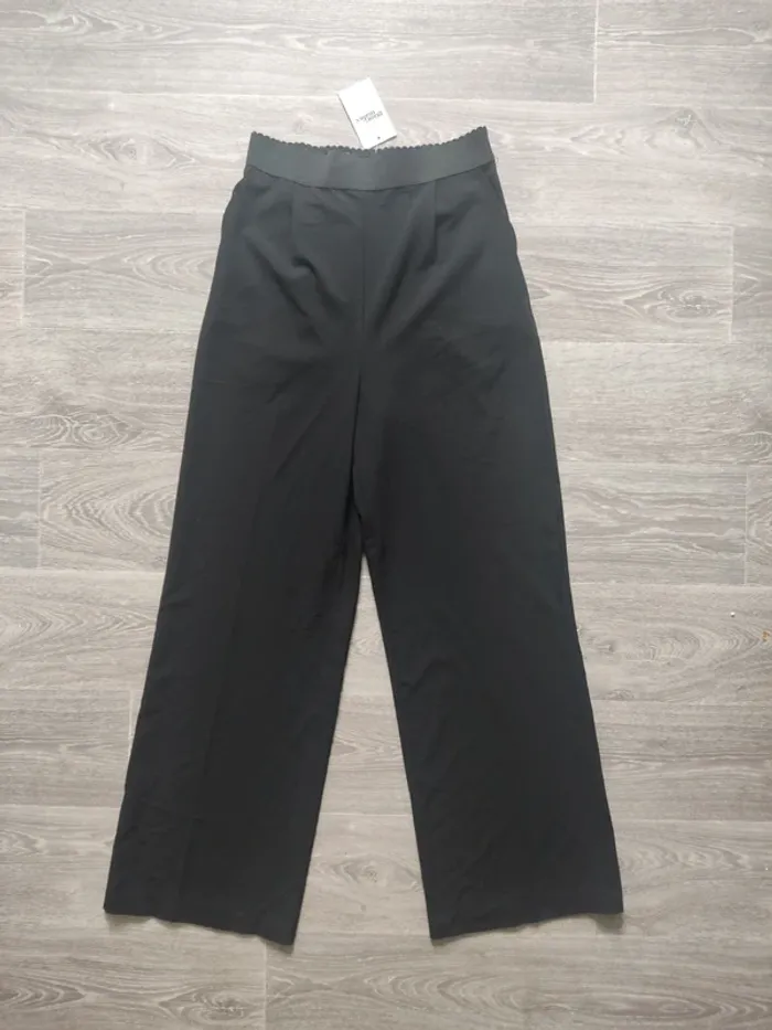 Pantalon stretch large ceinture coupe fleur noir avec poches taille 38 Grain de Malice neuf