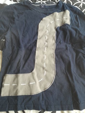 Tshirt garçon  taille 8ans