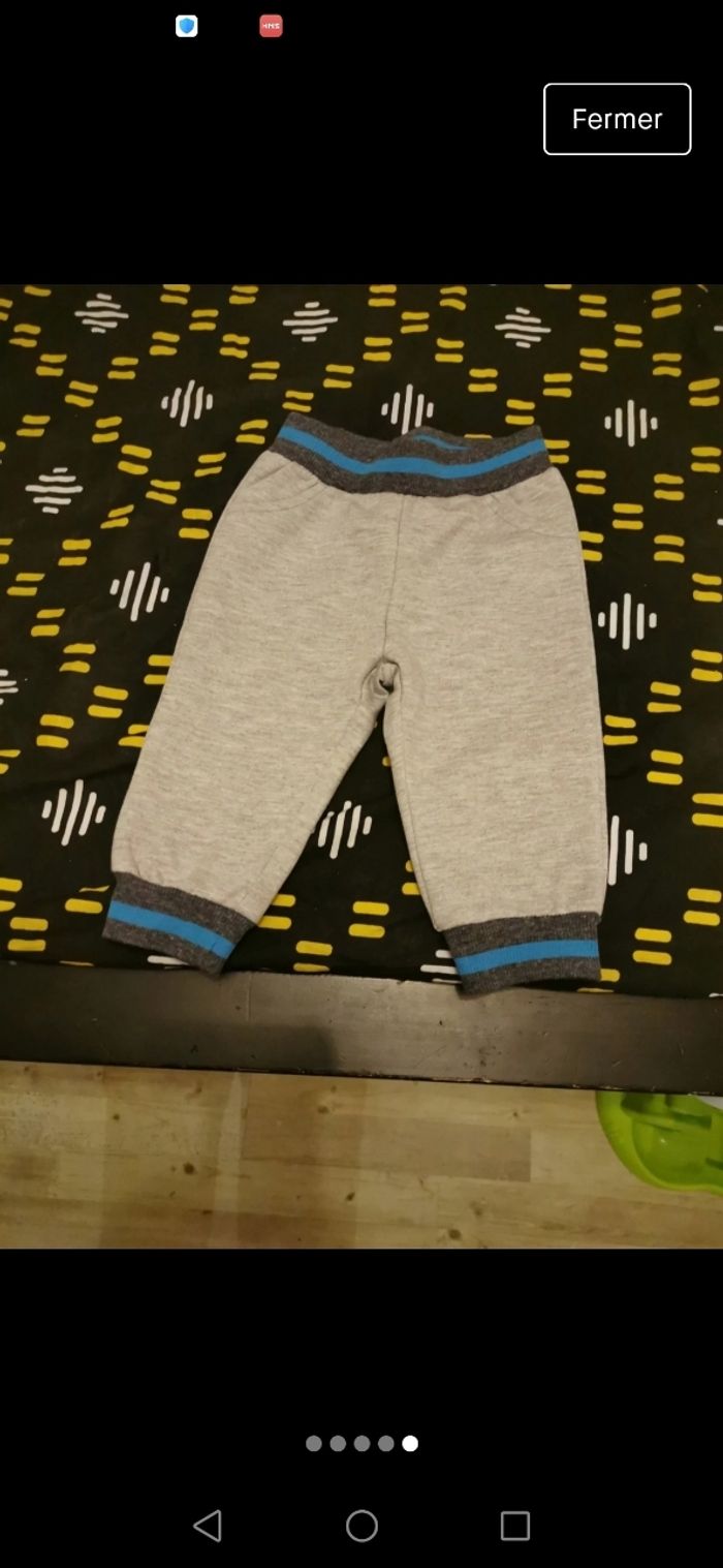 pantalons 6 mois - photo numéro 5