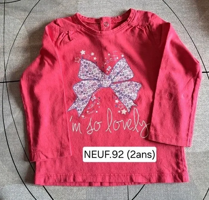 Lot vêtements NEUFS pour fille 2 ans (92) - photo numéro 5