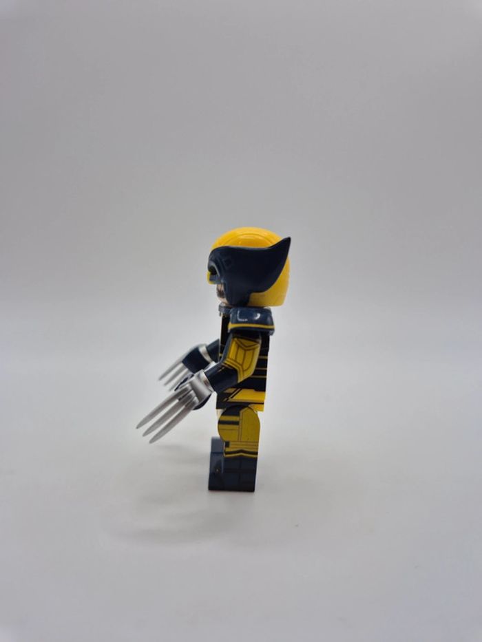 Figurine type lego Wolverine Marvel - photo numéro 2