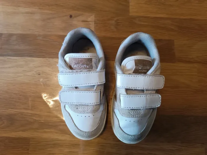 Basket chaussure à scratch Lacoste taille 22 avec boite - photo numéro 4