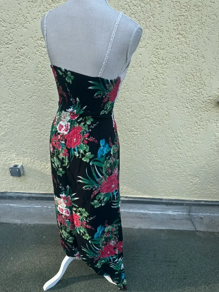 🌸 Robe longue à fines bretelles - Taille S - photo numéro 12