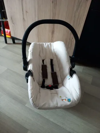 Cosy siège auto bébé