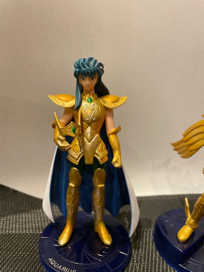 Saint Seiya les chevaliers du zodiaque lot 2 figurines chevaliers d’or verseau et sagittaire bandai - photo numéro 4