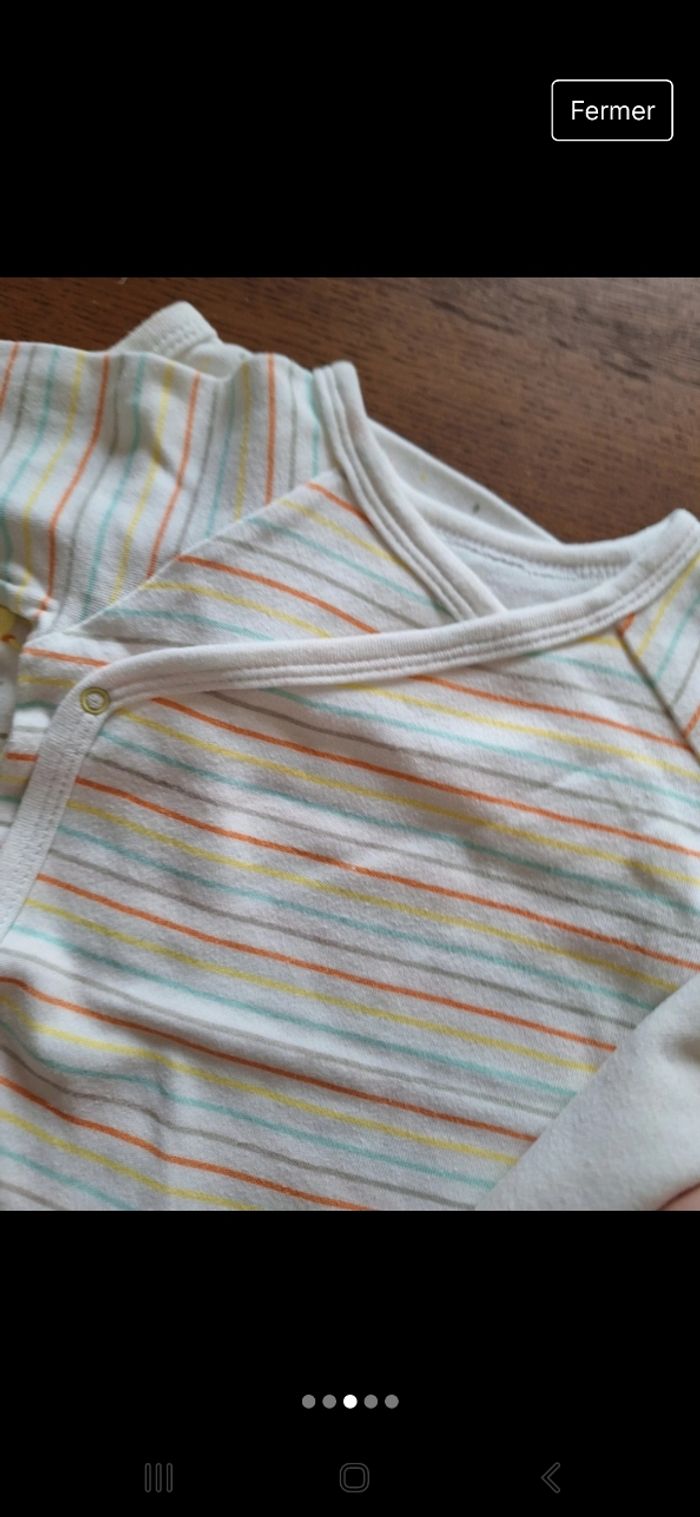 Lot de 3 bodies 6 Mois - photo numéro 2