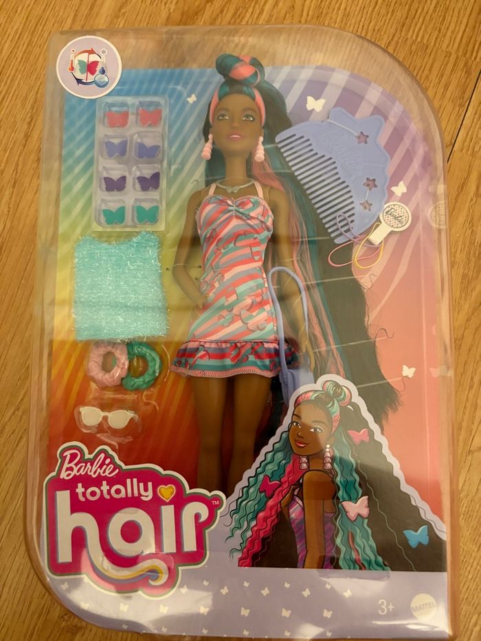 Barbie totally hair neuve - photo numéro 2