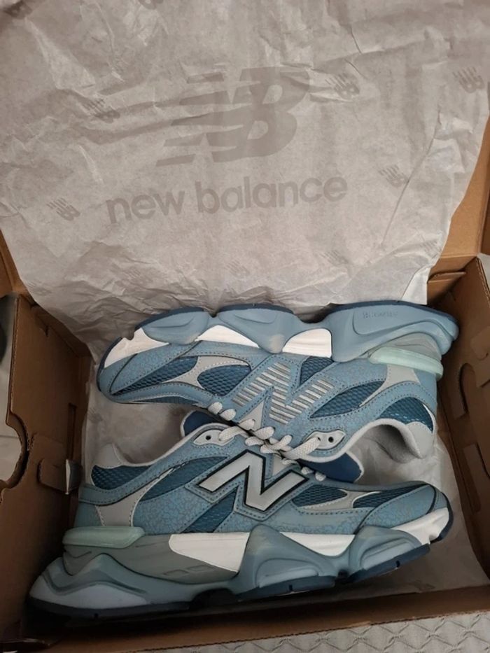New Balance 9060 Taille 44 - photo numéro 6