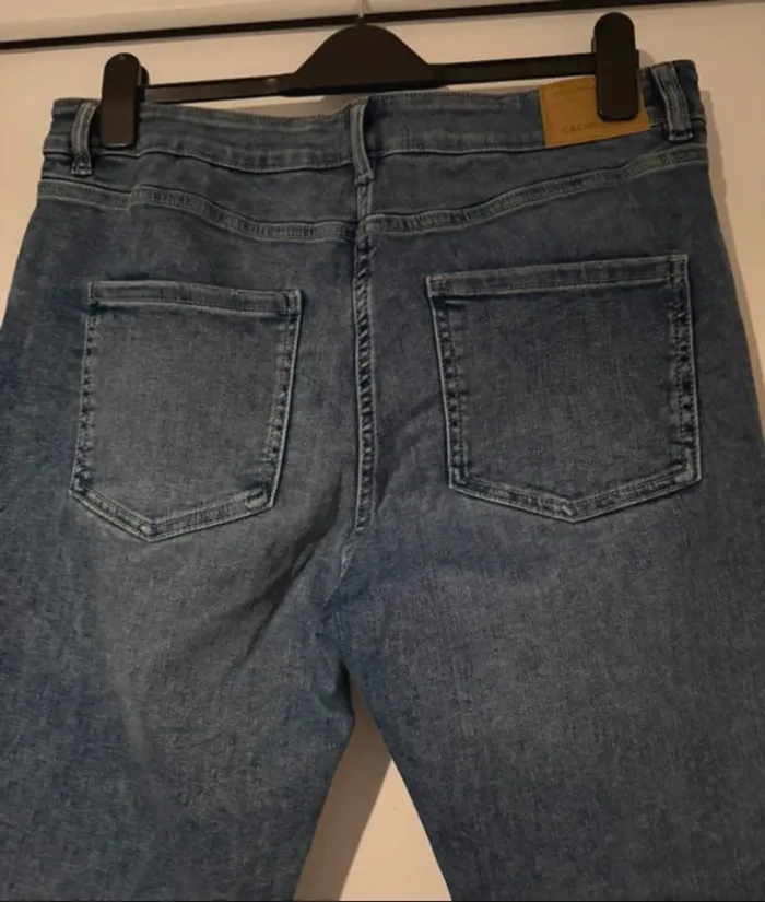 Jeans - photo numéro 3