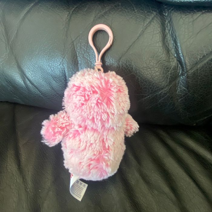 Porte clées doudou pingouin rose yeux brillants Aurora 12cm - photo numéro 2