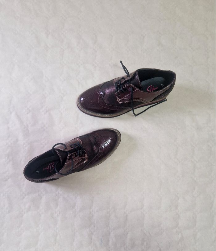 Chaussures  , femme  , type bateaux  / mocassins  , de la marque  My B  , taille 37 - photo numéro 6