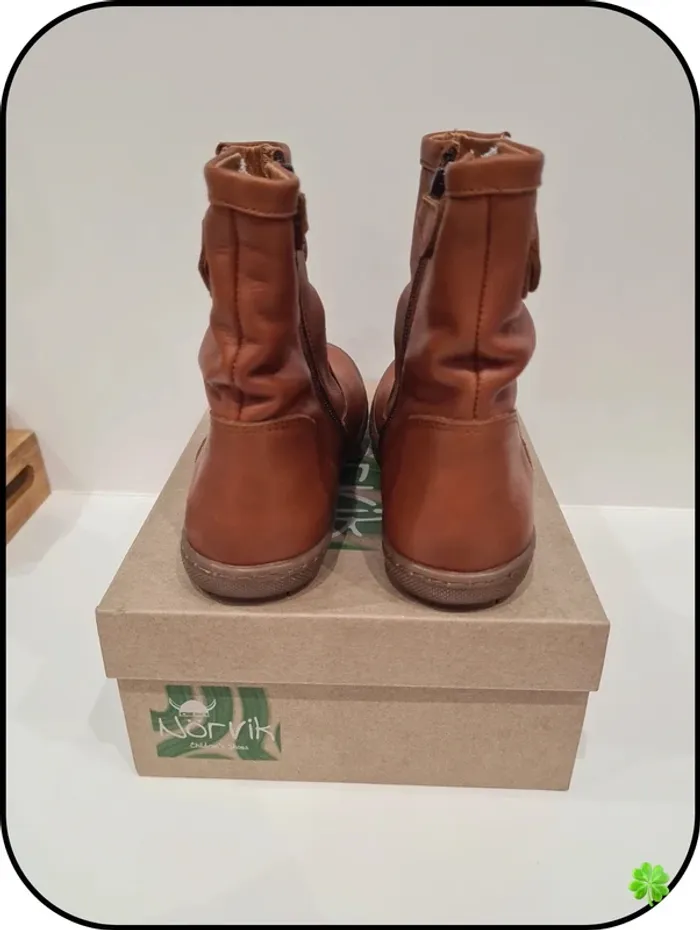 Chaussures Norvik taille 32 - photo numéro 5