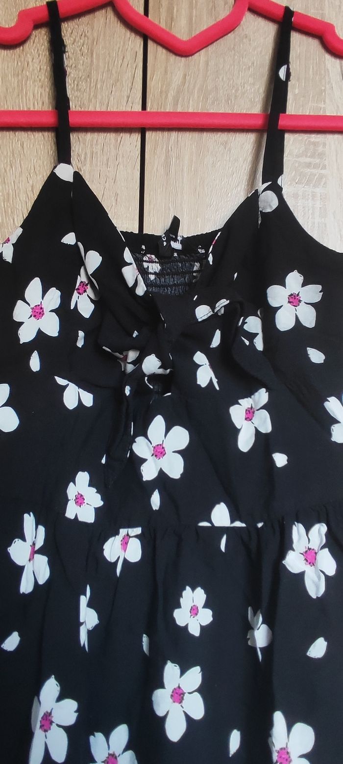 Robe à fleurs - photo numéro 2