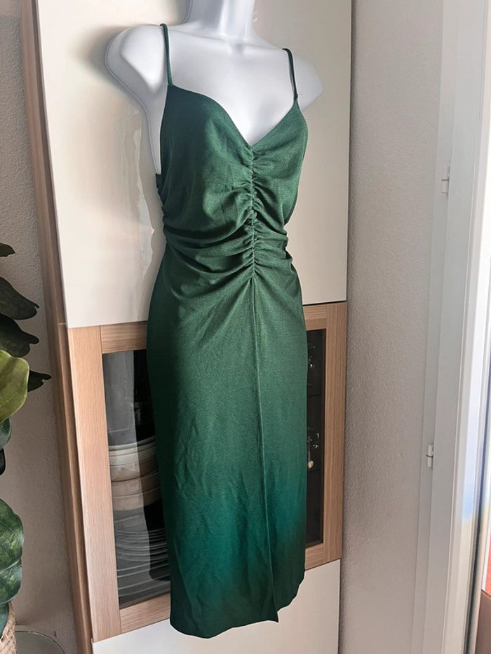 Robe ouverte vert sapin Zara