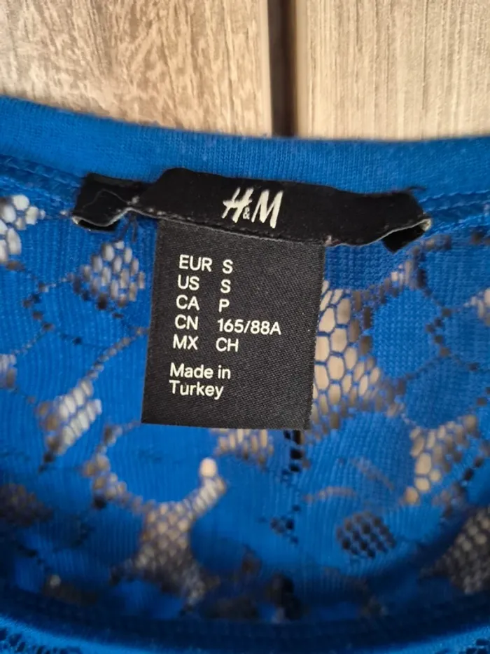 Top en dentelle bleu - Camaïeu - Taille S (convient 38/40) - photo numéro 3