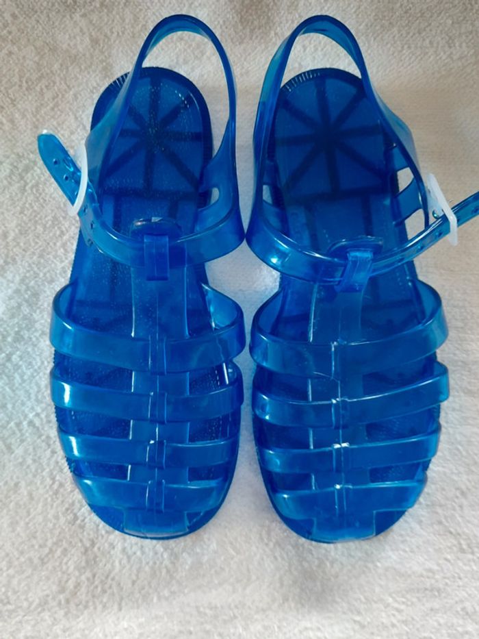 Chaussures de plage - photo numéro 2