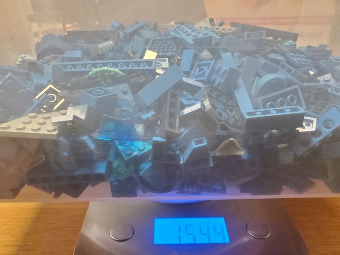 Vends vrac lego bleu 1,5 kg .. - photo numéro 2