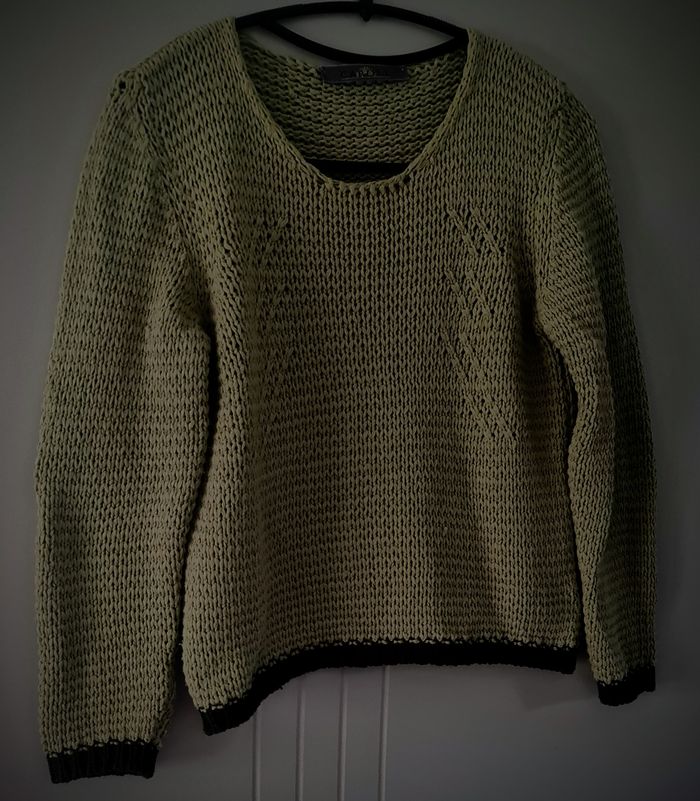 T. 38 (M) - Pull maille épaisse Caroll – Vert kaki – Très bon état