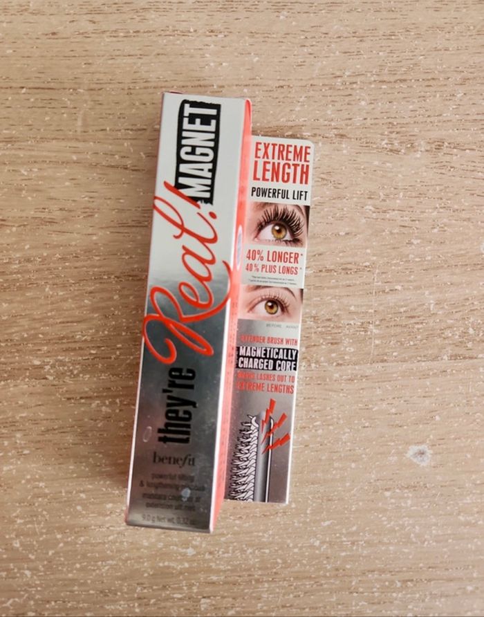 Mascara Benefit They 're Real Magnet couleur BLACK