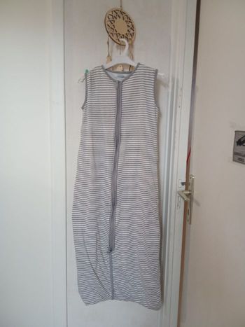 Turbulette gigoteuse tog1 jusqu à 4 ans environ, mi saison été bébé garçon hela  de 88 à 104 cm