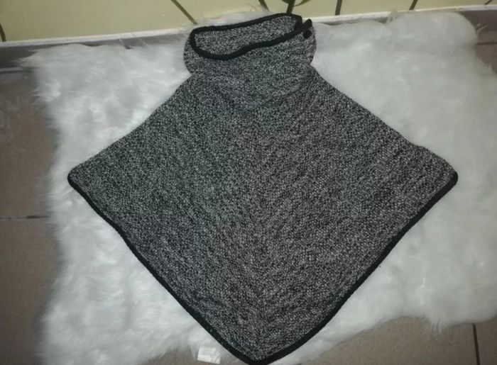 Poncho - photo numéro 2