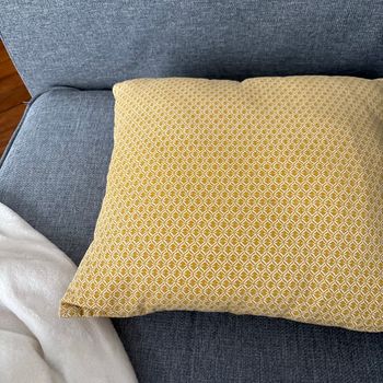 Coussin jaune