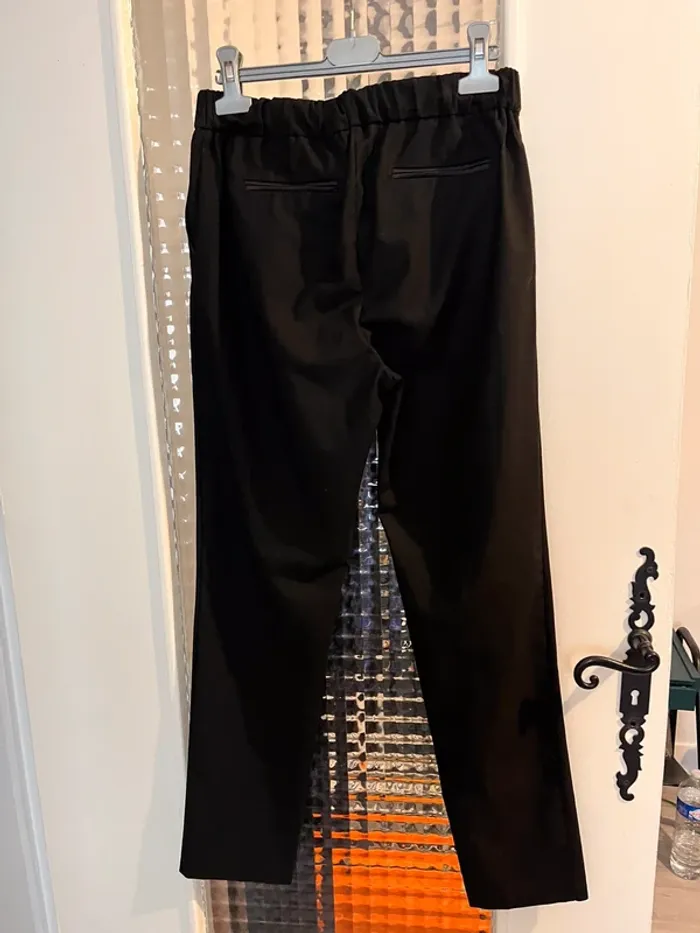 Pantalon noir - photo numéro 4